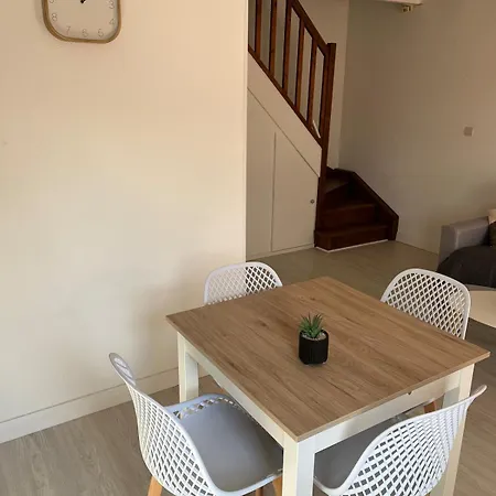 Maisonnette Au Soleil De 4 A 6 Prs Vakantiehuis *